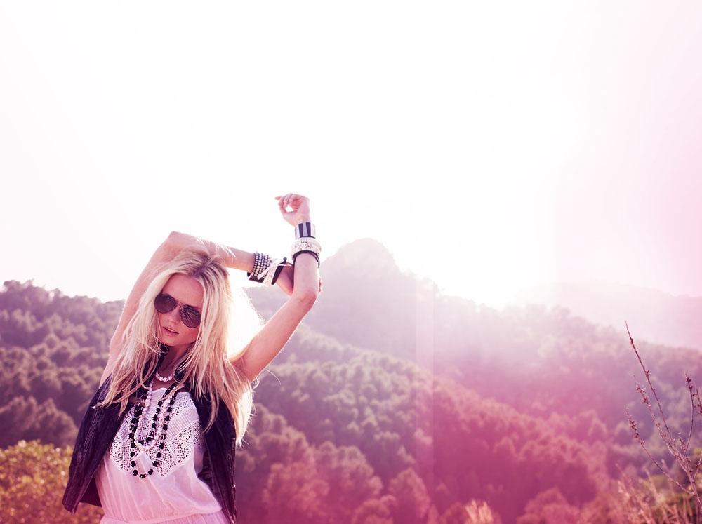 3/9 Advertising and fashion photography for six