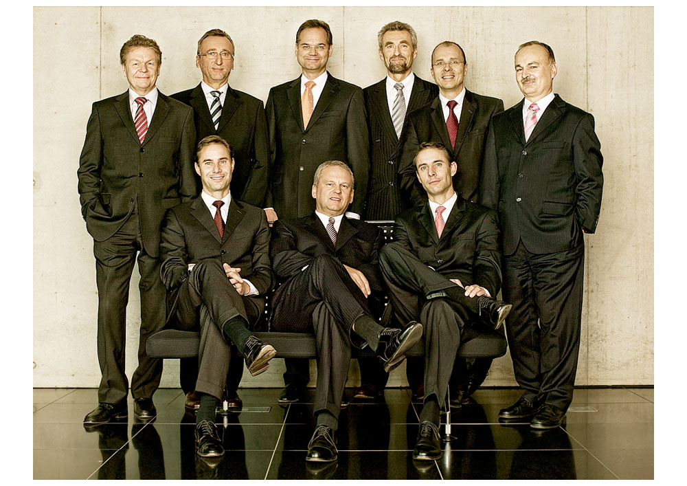 6/9 Photographer Daniel Gieseke shows various portraits for business reports and public relations