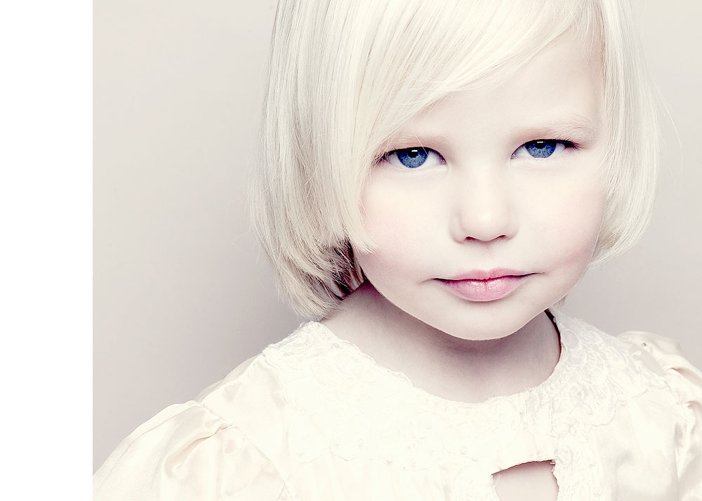 1/5 Photographer Daniel Gieseke shows a portrait series in berlin for his personal work